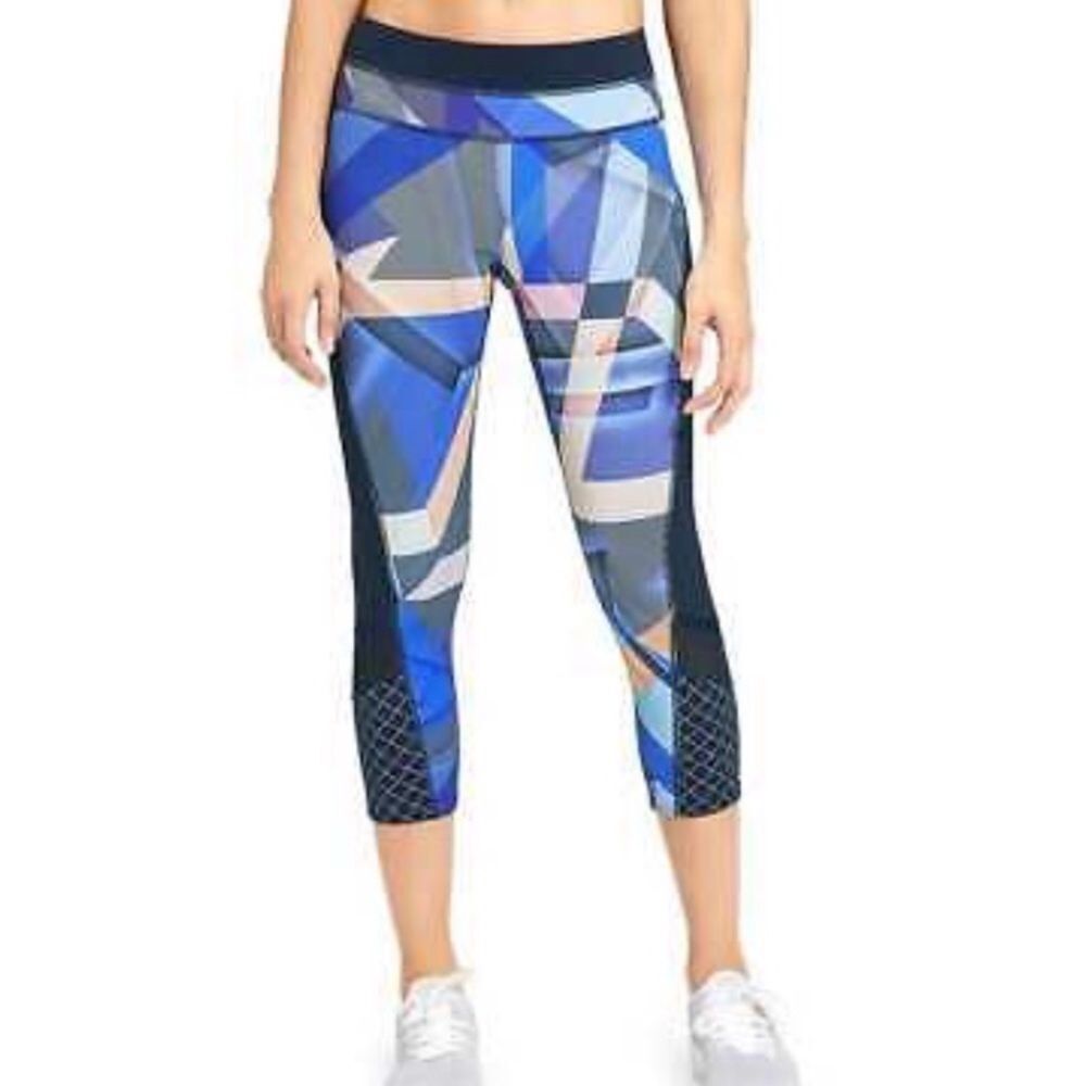 Athleta electric geo sonar crop leggings.